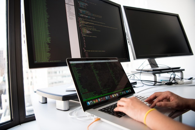 Curso completo de Desenvolvimento Web - Crie 6 projetos
